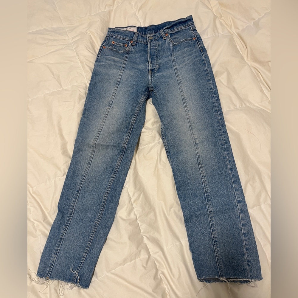 GAP Women's Straight Leg Blue Jeans